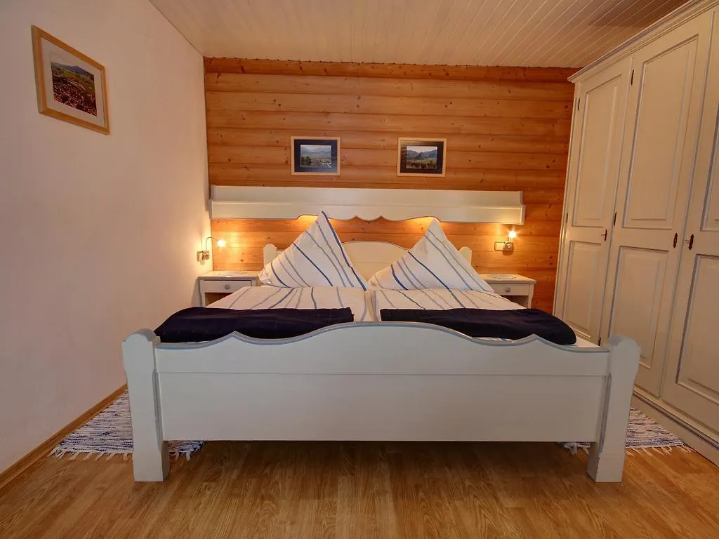 Hotel Hausernhof Inzell 0*,